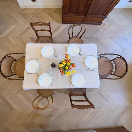 Timeless Elegance In Trastevere *