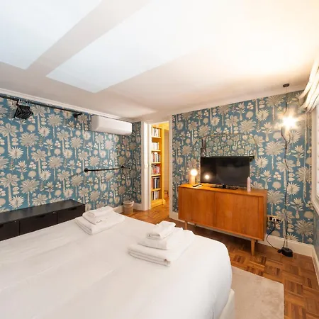 아파트 Timeless Elegance In Trastevere
