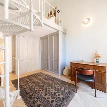 아파트 Timeless Elegance In Trastevere 로마