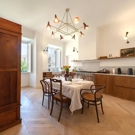 Timeless Elegance In Trastevere *
