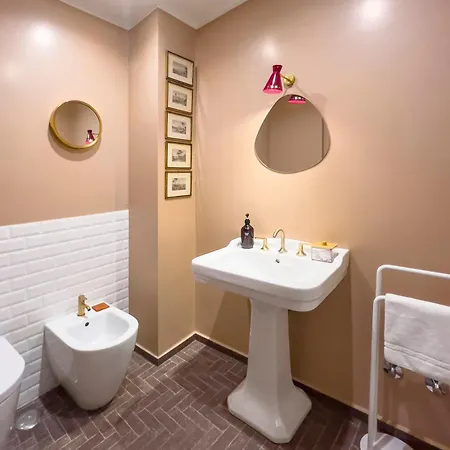 Timeless Elegance In Trastevere Apartman *